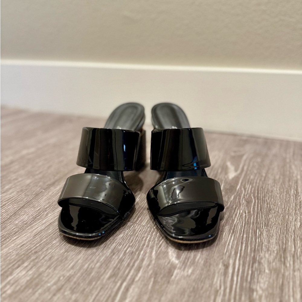 Salvatore Ferragamo Lotten Women’s Slide Sandals